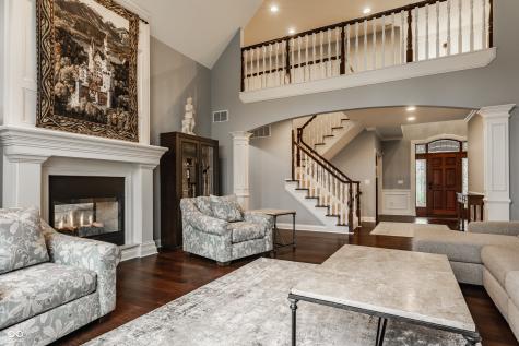 4037 Oakleaf Drive Zionsville IN 46077