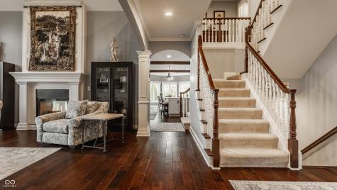 4037 Oakleaf Drive Zionsville IN 46077