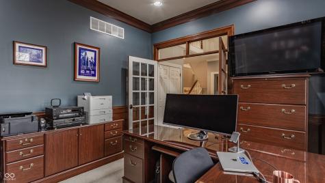 4037 Oakleaf Drive Zionsville IN 46077