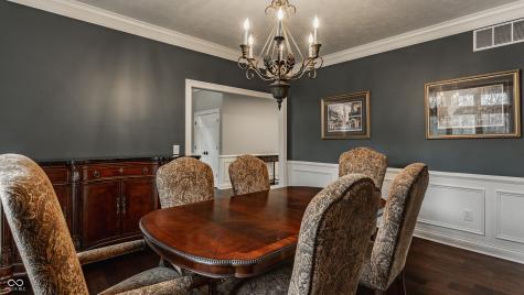 4037 Oakleaf Drive Zionsville IN 46077
