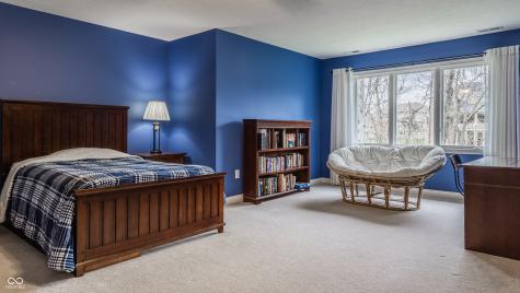 4037 Oakleaf Drive Zionsville IN 46077
