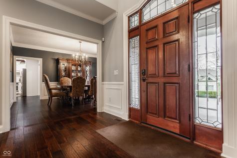4037 Oakleaf Drive Zionsville IN 46077