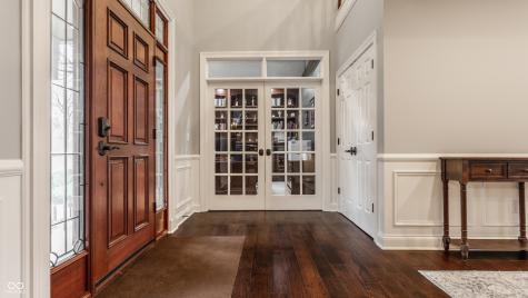 4037 Oakleaf Drive Zionsville IN 46077