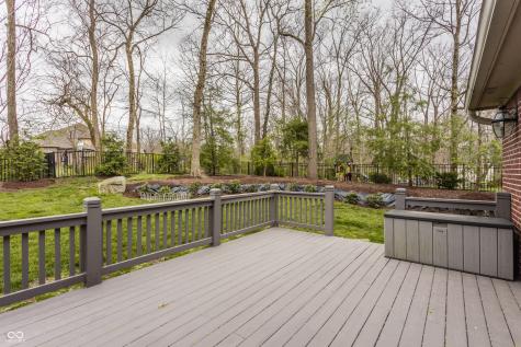 4037 Oakleaf Drive Zionsville IN 46077