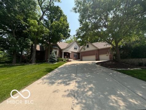 4037 Oakleaf Drive Zionsville IN 46077