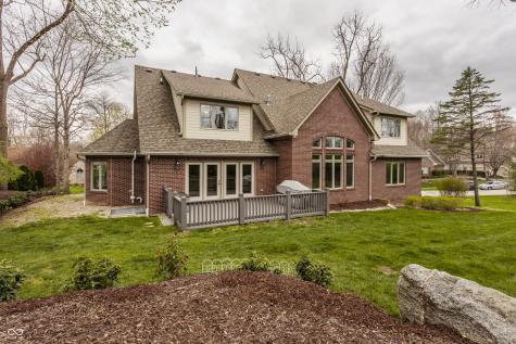 4037 Oakleaf Drive Zionsville IN 46077