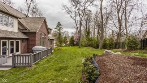 4037 Oakleaf Drive Zionsville IN 46077