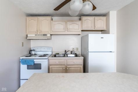 10450 Mcpherson Street Carmel IN 46280