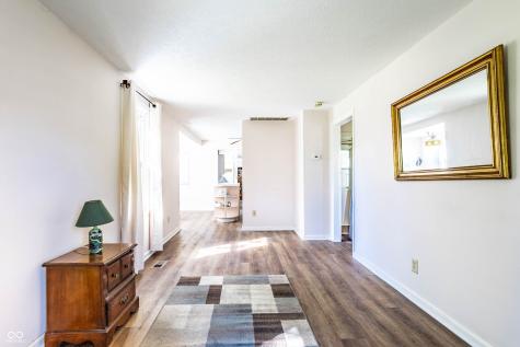 10450 Mcpherson Street Carmel IN 46280