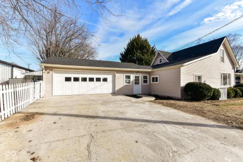 210 E Buckeye Street Cicero IN 46034