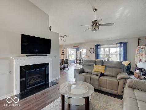 18188 Knobstone Way Westfield IN 46074