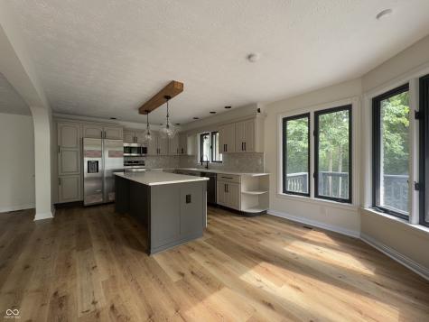 2572 Wayward Wind Drive Indianapolis IN 46239