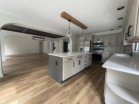 2572 Wayward Wind Drive Indianapolis IN 46239