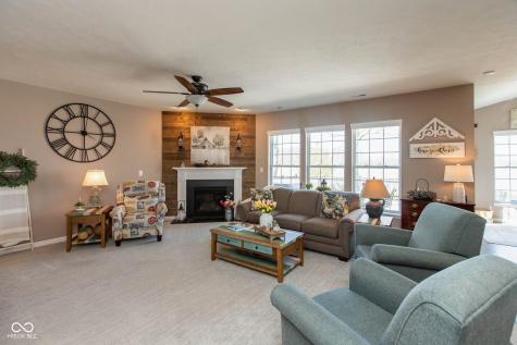 4220 Backstretch Lane Bargersville IN 46106