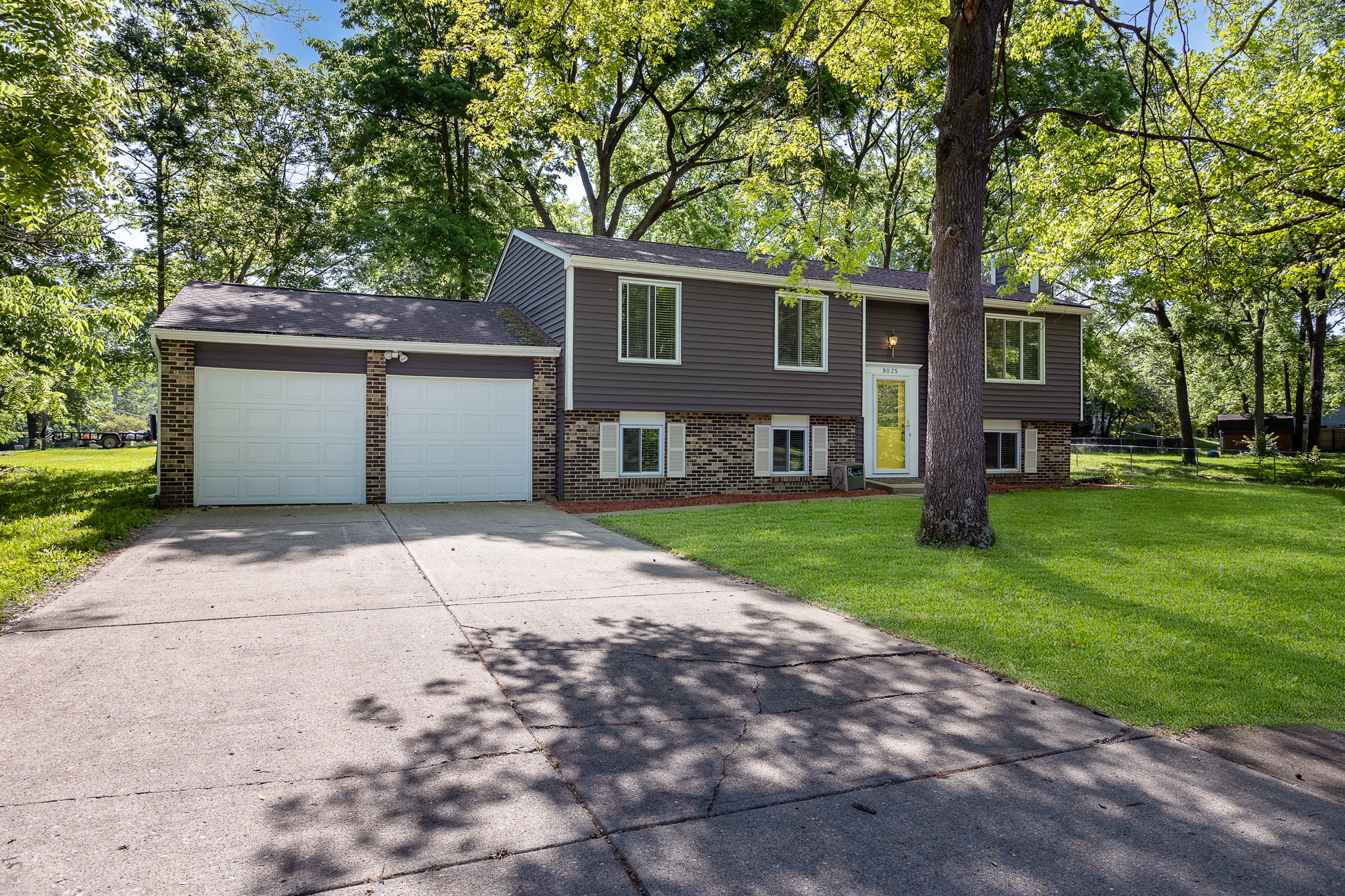 9025 Kasteel Way Indianapolis IN 46250