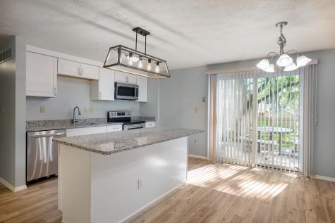 9025 Kasteel Way Indianapolis IN 46250