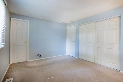 9025 Kasteel Way Indianapolis IN 46250