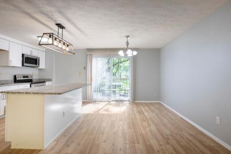 9025 Kasteel Way Indianapolis IN 46250