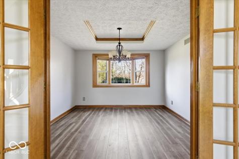 636 Bakeway Circle Indianapolis IN 46231