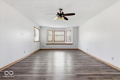 636 Bakeway Circle Indianapolis IN 46231