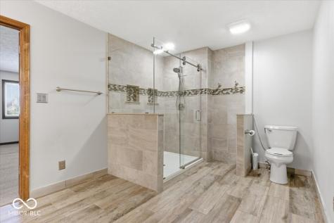 636 Bakeway Circle Indianapolis IN 46231