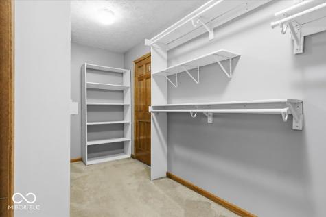 636 Bakeway Circle Indianapolis IN 46231