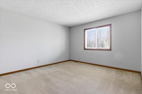 636 Bakeway Circle Indianapolis IN 46231