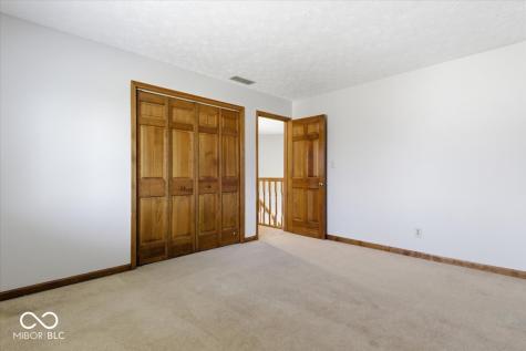636 Bakeway Circle Indianapolis IN 46231