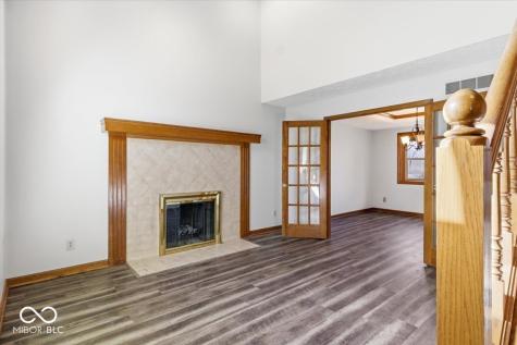 636 Bakeway Circle Indianapolis IN 46231