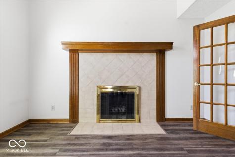 636 Bakeway Circle Indianapolis IN 46231