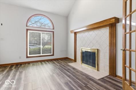 636 Bakeway Circle Indianapolis IN 46231