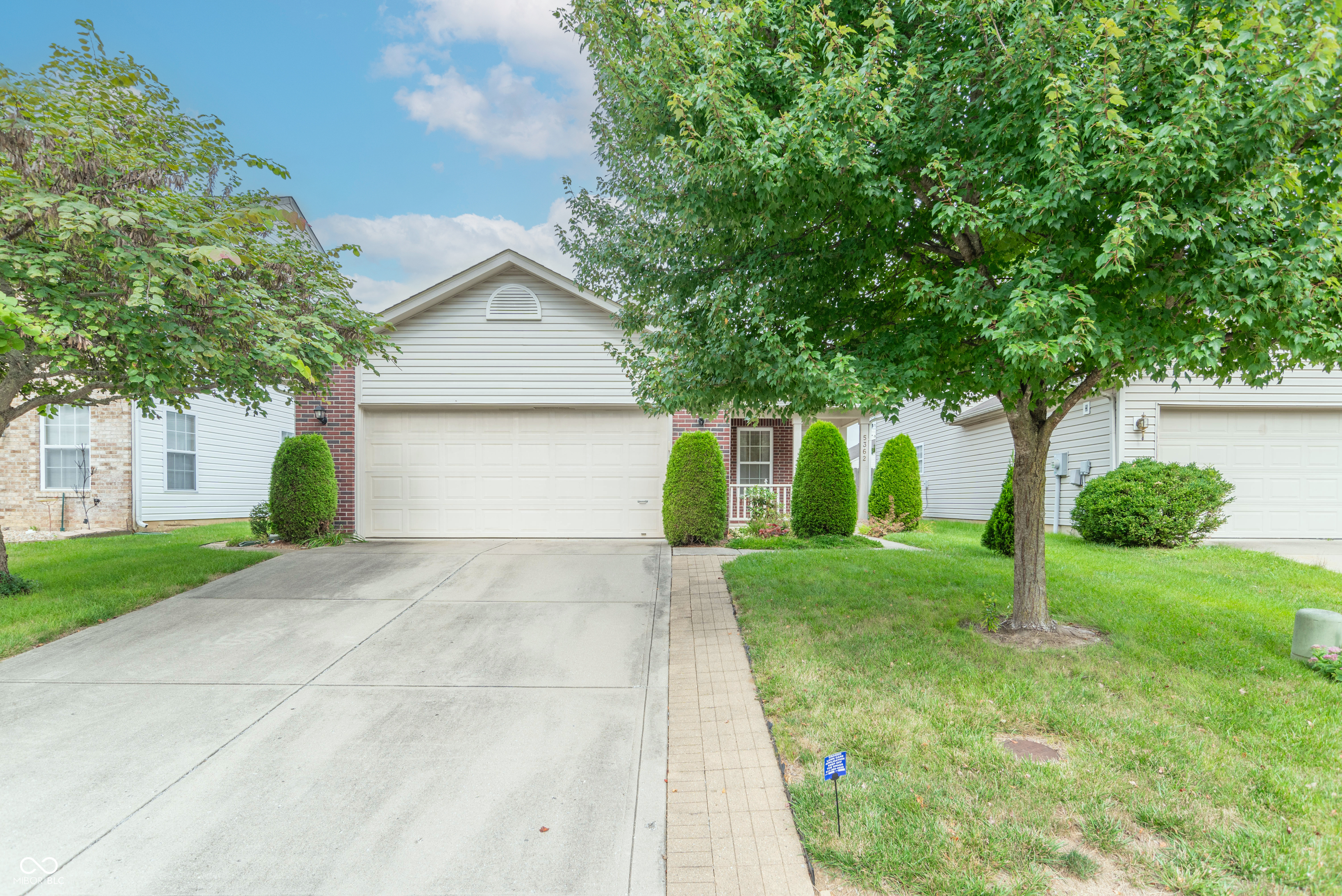 5362 Dollar Forge Lane Indianapolis IN 46221