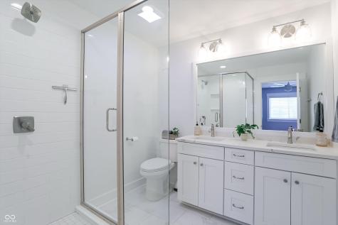 10472 Lower Garden Way Zionsville IN 46077