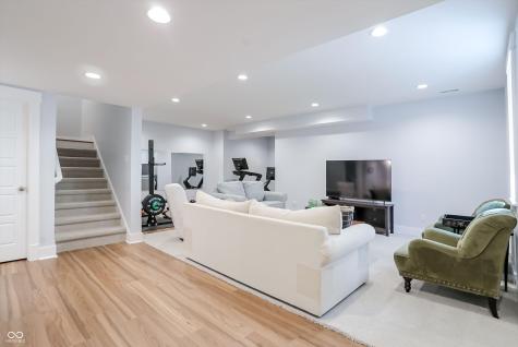 10472 Lower Garden Way Zionsville IN 46077