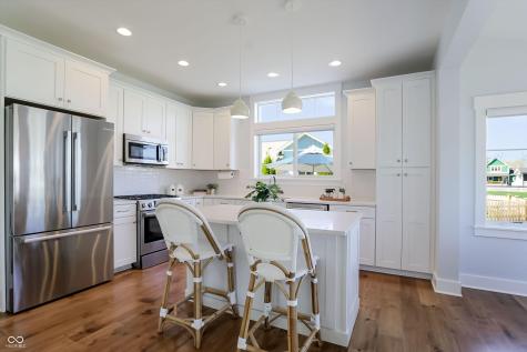 10472 Lower Garden Way Zionsville IN 46077