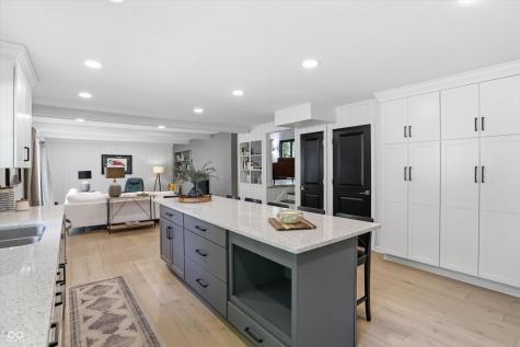 9130 Kenwood Drive Indianapolis IN 46260