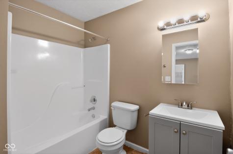 3654 Cedar Pine Place Indianapolis IN 46235