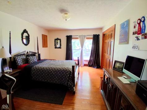 1022 E 600 S Franklin IN 46131