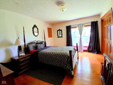 1022 E 600 S Franklin IN 46131