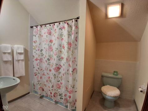 1022 E 600 S Franklin IN 46131
