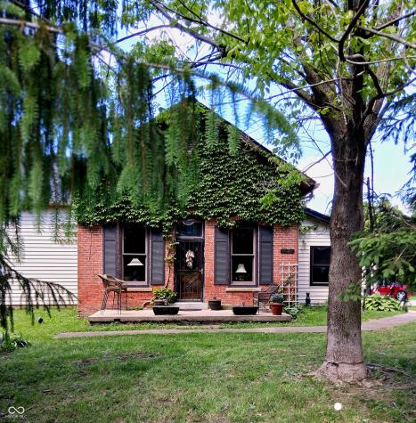 1022 E 600 S Franklin IN 46131