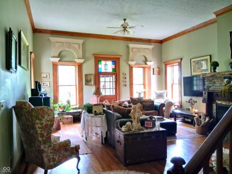 1022 E 600 S Franklin IN 46131