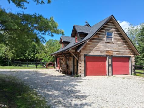 1022 E 600 S Franklin IN 46131