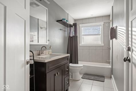 2036 Ruckle Street Indianapolis IN 46202
