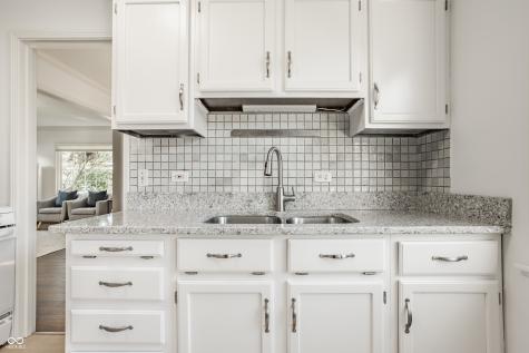 6140 Rosslyn Avenue Indianapolis IN 46220