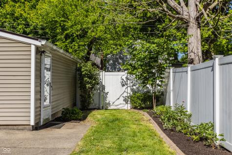 6140 Rosslyn Avenue Indianapolis IN 46220