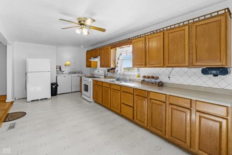 1620 Jonesville Road Columbus IN 47201