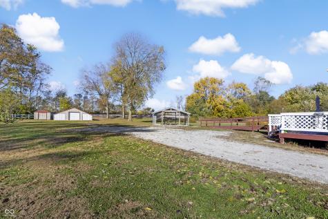 1620 Jonesville Road Columbus IN 47201