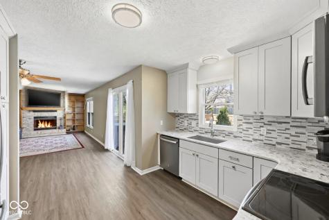 6902 Caribou Drive Indianapolis IN 46278