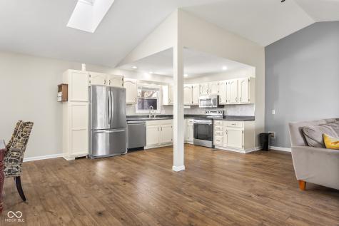 3277 Muriel Place Columbus IN 47203